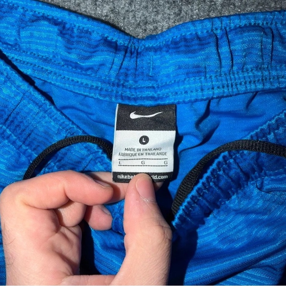 Nike Men’s Royal Blue Athletic Shorts with Black & White Panels - Picture 4 of 5